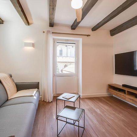 L'Escale Bleue Apartment Annecy Bagian luar foto