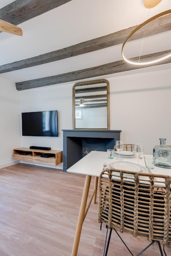 L'Escale Bleue Apartment Annecy Bagian luar foto