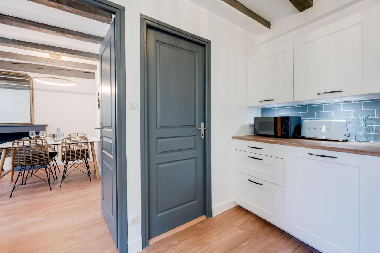 L'Escale Bleue Apartment Annecy Bagian luar foto