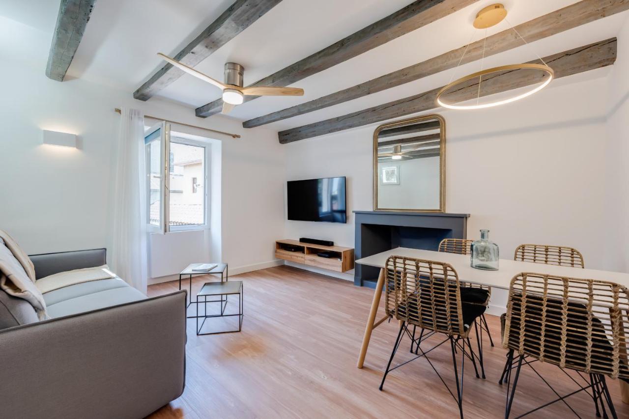 L'Escale Bleue Apartment Annecy Bagian luar foto