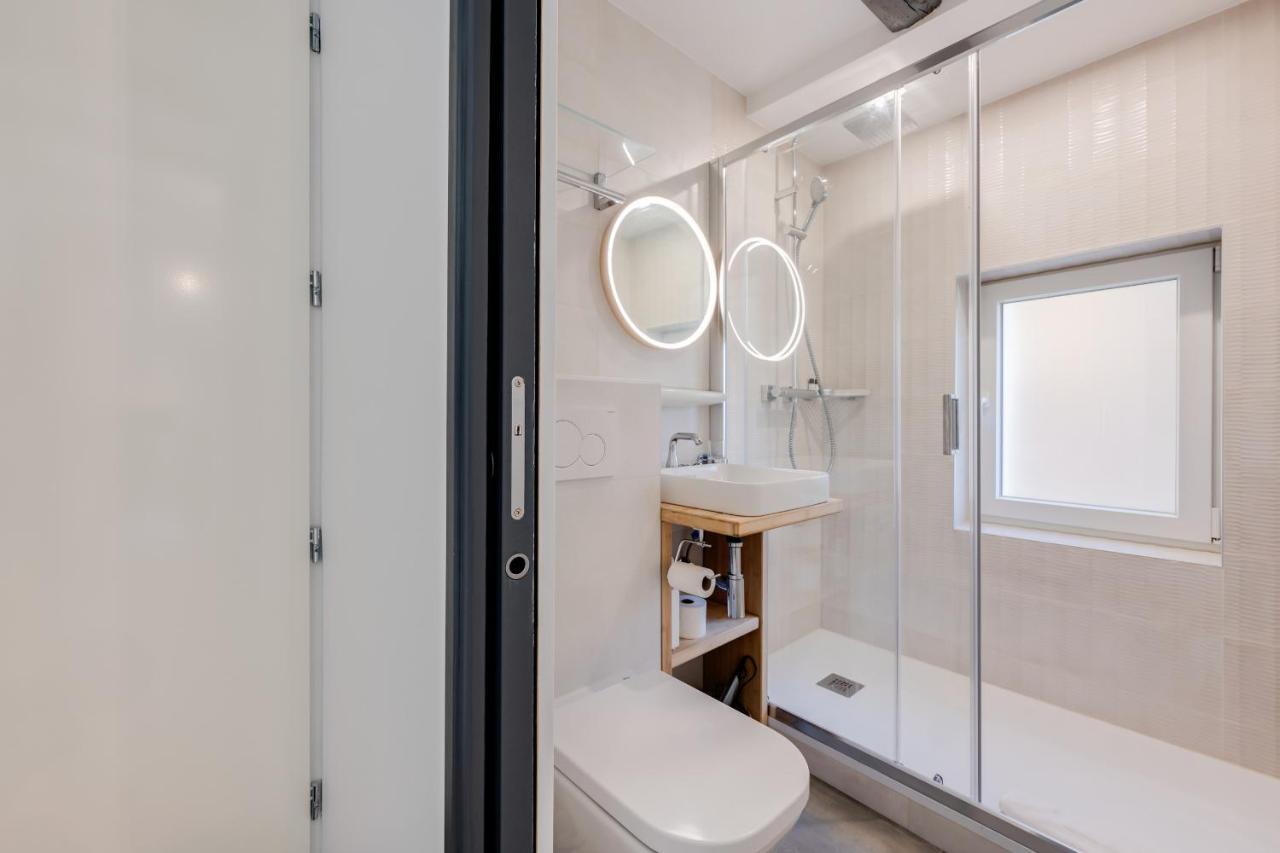 L'Escale Bleue Apartment Annecy Bagian luar foto