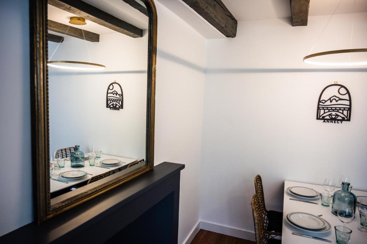 L'Escale Bleue Apartment Annecy Bagian luar foto