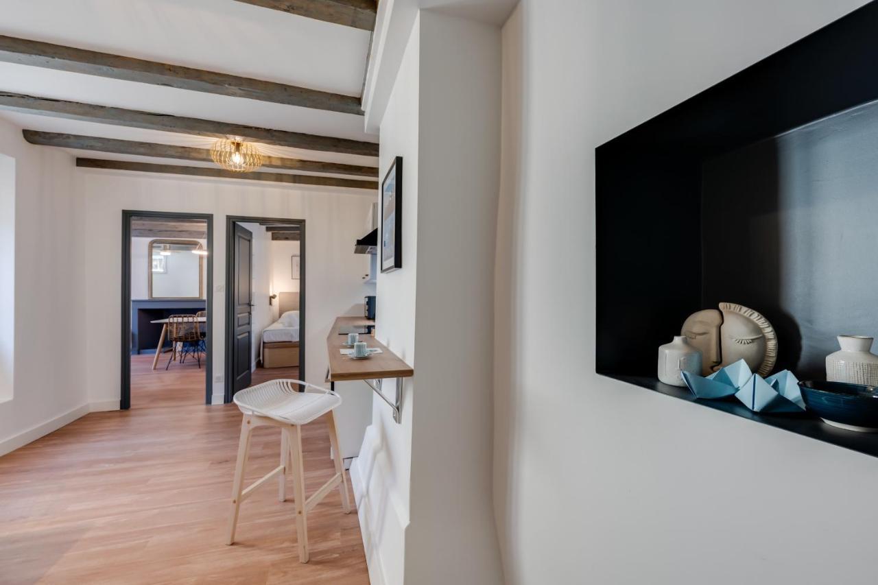 L'Escale Bleue Apartment Annecy Bagian luar foto